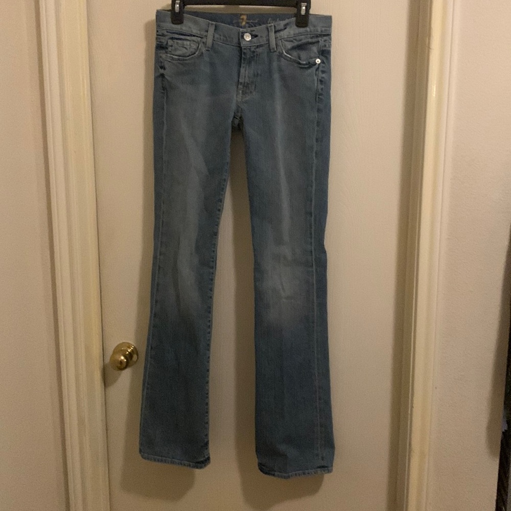 7 For All Mankind women’s Blue Jeans sz 27 RN#115561 Preowned blue bootcut P001